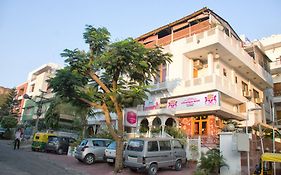 Hotel Chitra Katha Jaipur